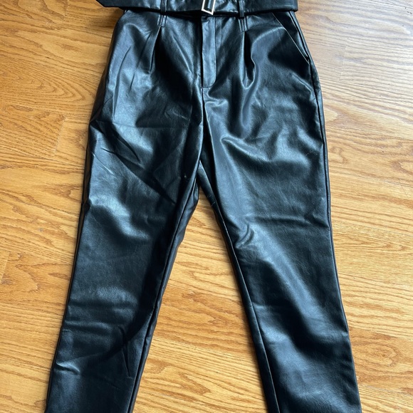 MAJORELLE - Christopher Pant - Like New! Size M - Picture 5 of 9